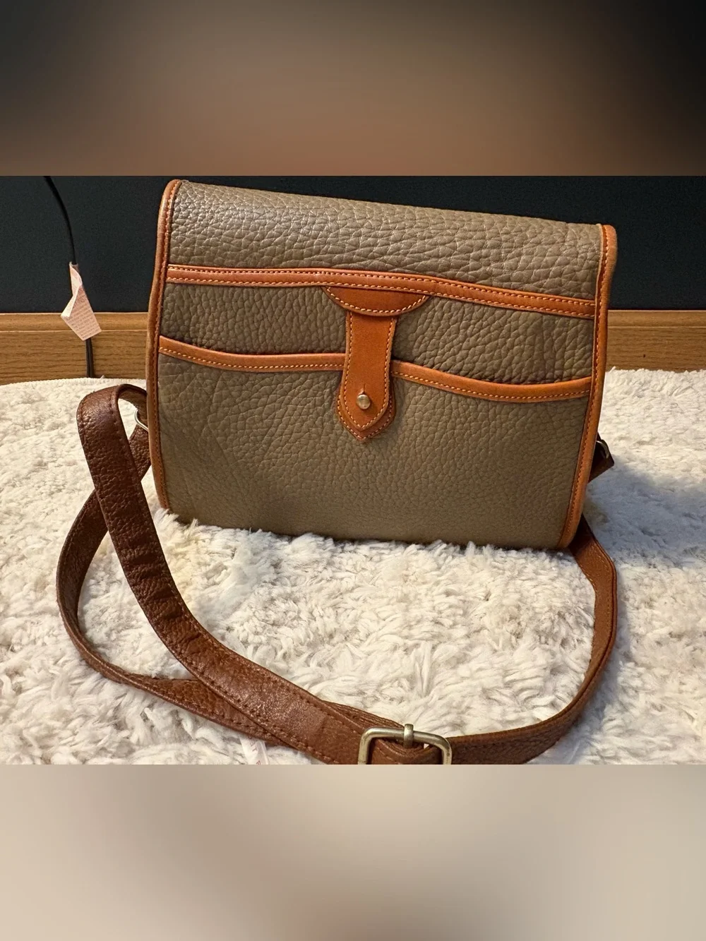 Vintage Dooney & Bourke Essex Crossbody Bag Taupe AWL British Tan Flap Medium